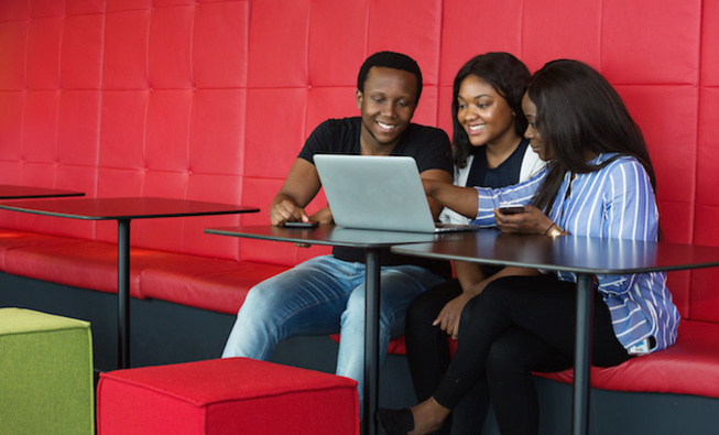 Google a formé 500 000 jeunes africains dans des compétences numériques Google a formé 500 000 jeunes africains dans des compétences numériques