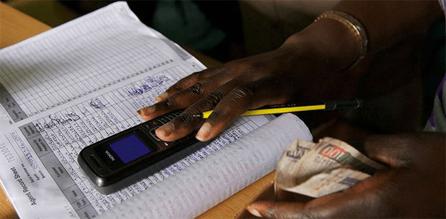 Afrique de l’ouest : Le Mobile money atteint 13 fois plus de personnes que les banques locales