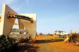Sénégal : les entreprises du secteur des TIC opposées à la construction d’une arène au sein du technopole Sénégal : les entreprises du secteur des TIC opposées à la construction d’une arène au sein du technopole