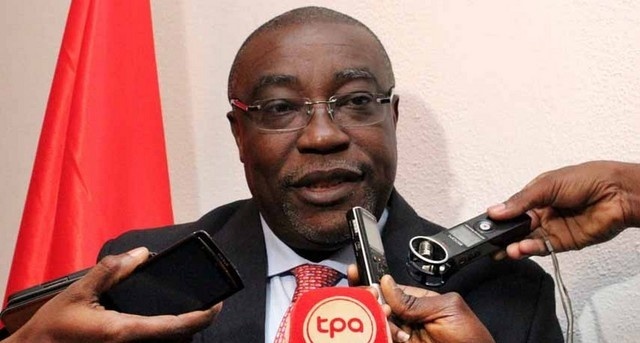 Angola: Des médiathèques de proximité seront ouverts en 2014 Angola: Des médiathèques de proximité seront ouverts en 2014