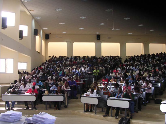 Sénégal: L'UCAD inaugure l’interconnexion Wifi destinée à son campus social Sénégal: L'UCAD inaugure l’interconnexion Wifi destinée à son campus social