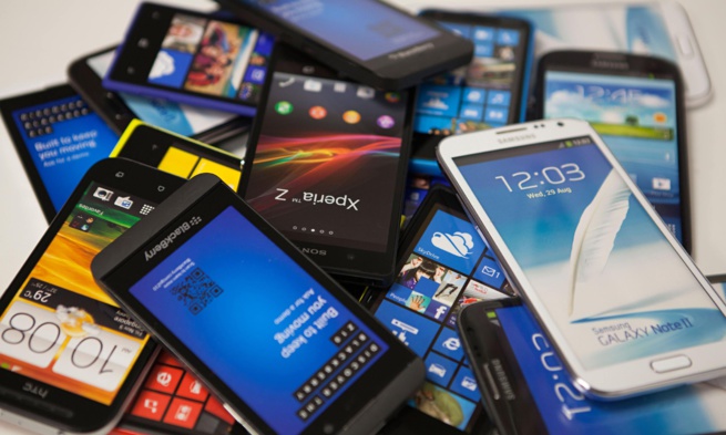 Le Kenya va mettre sur le marché un million de smartphones assemblés localement