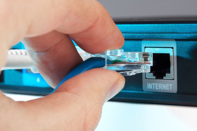 Algérie: Les 61 communes de la wilaya de Batna profiteront de l'internet haut débit en 2015 Algérie: Les 61 communes de la wilaya de Batna profiteront de l'internet haut débit en 2015