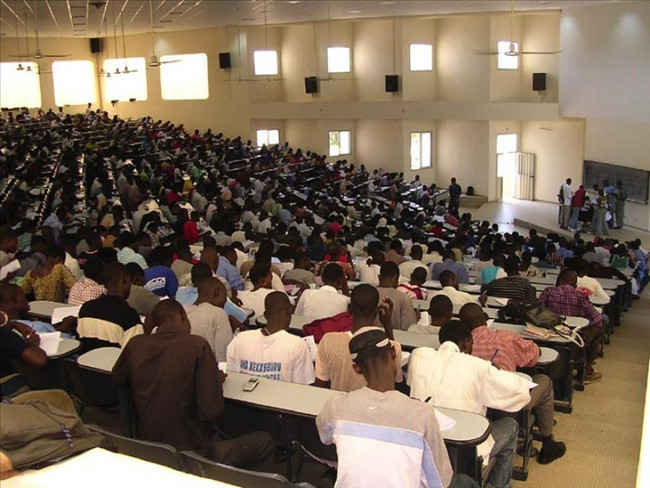 Sénégal: Plus de 5000 étudiants de l’Université virtuelle crient leur ras-le-bol