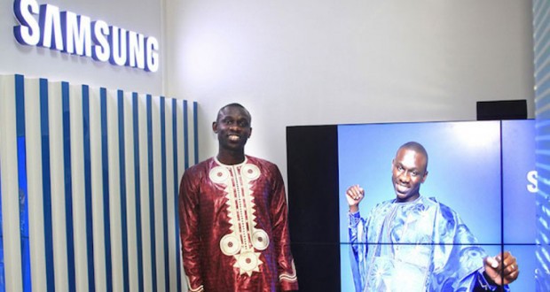 L’artiste Pape Diouf devient ambassadeur de Samsung au Sénégal