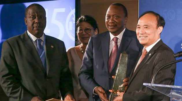 Kenya: Le président Uhuru Kenyatta reçoit un prix des TIC à New York