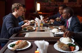 Visite surprise de Mark Zuckerberg à Nairobi pour en apprendre davantage sur le mobile money