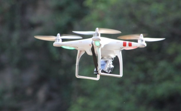 Un an de prison ou 1 000 $ US d’amende si vous faites voler un drone au Kenya