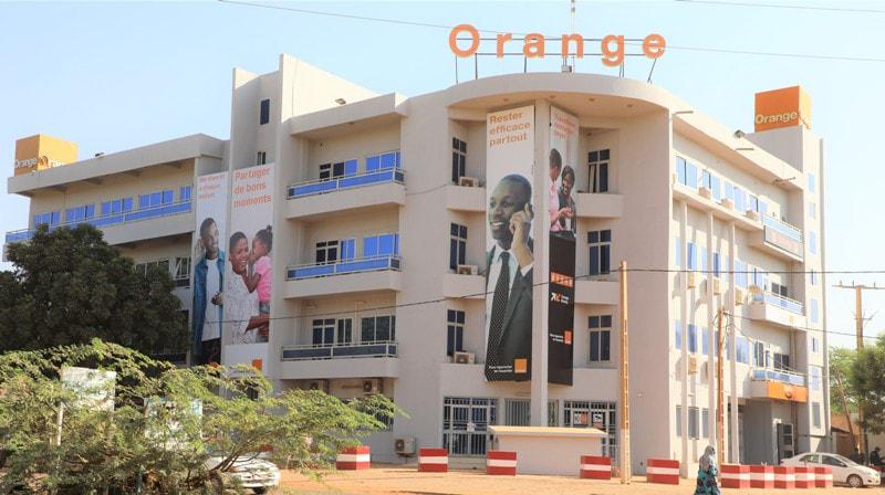 Orange achève sa sortie du Niger